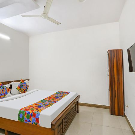 Fabexpress Korner Inn - Sivaji Park Visakhapatnam Exterior photo